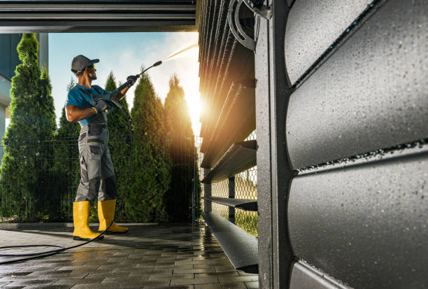 Best Pool Deck Cleaning  in Bellwood, VA